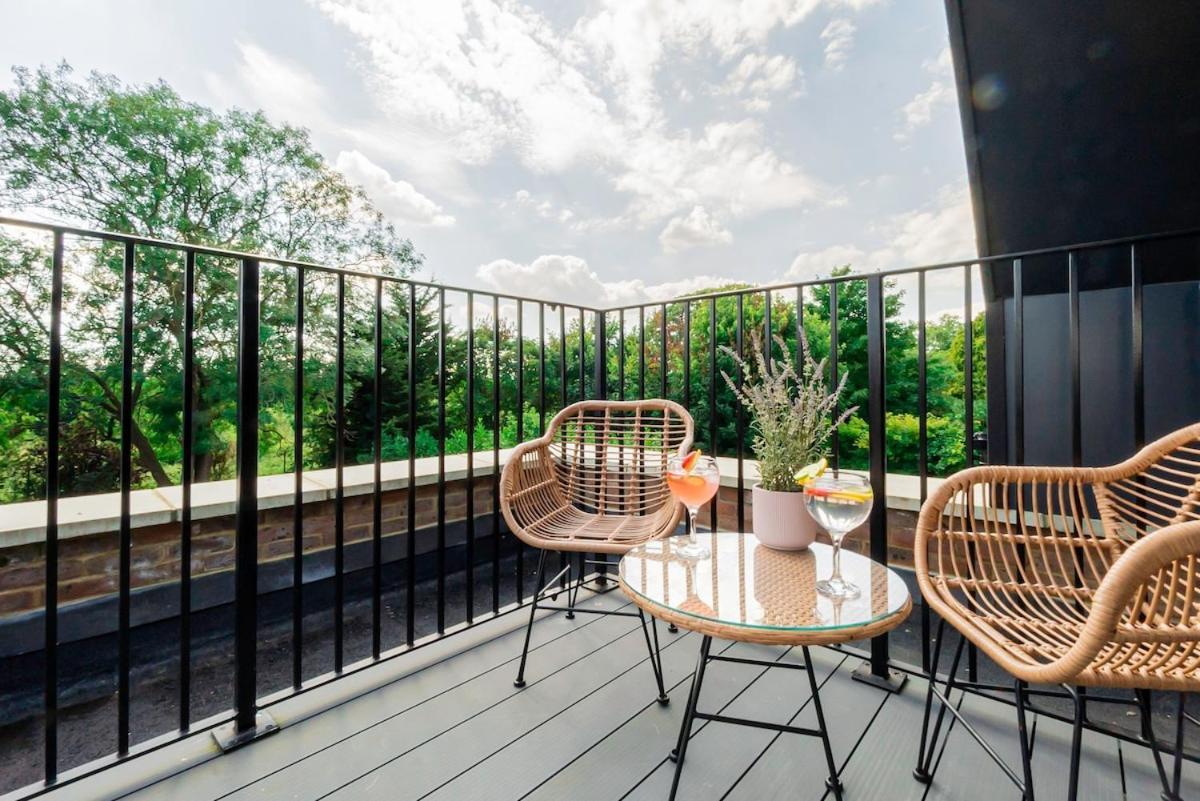 Appartamento Gorgeous 1-bedroom Acton Flat With Two Balconies At Acton, Sleeps 4