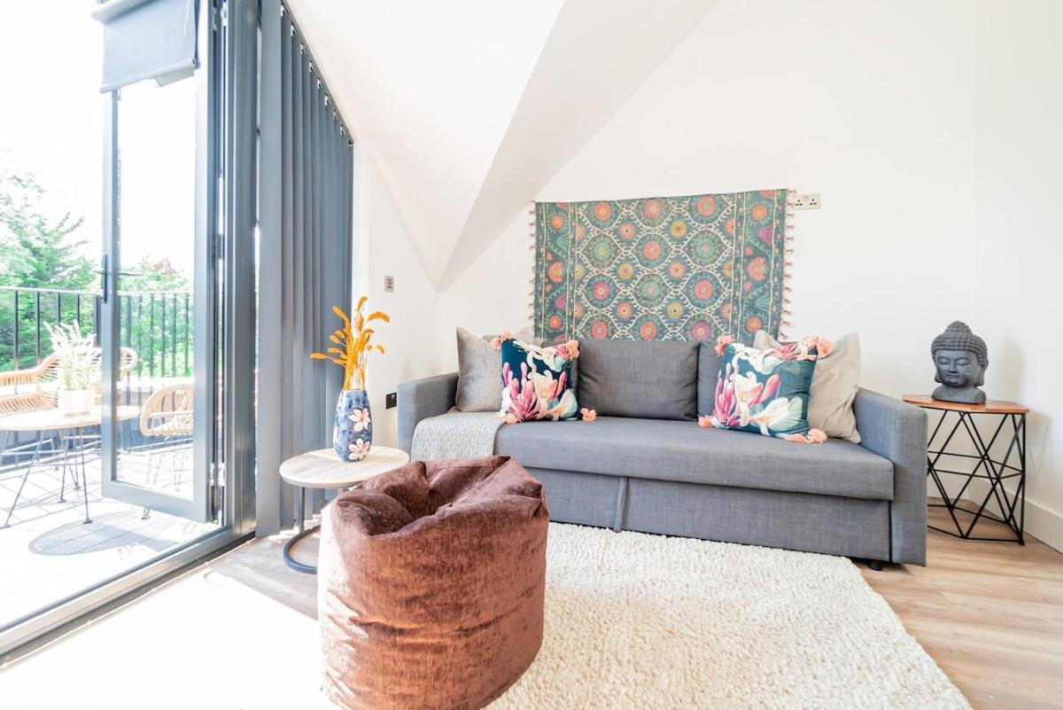 Appartamento Gorgeous 1-bedroom Acton Flat With Two Balconies At Acton, Sleeps 4 *